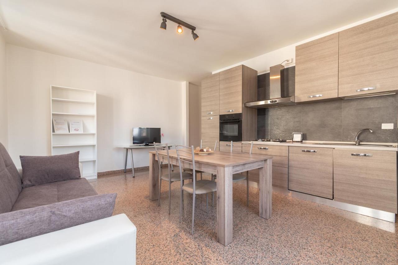 Appartamento Piazza Garibaldi - F&L Apartment Brescia Exterior photo