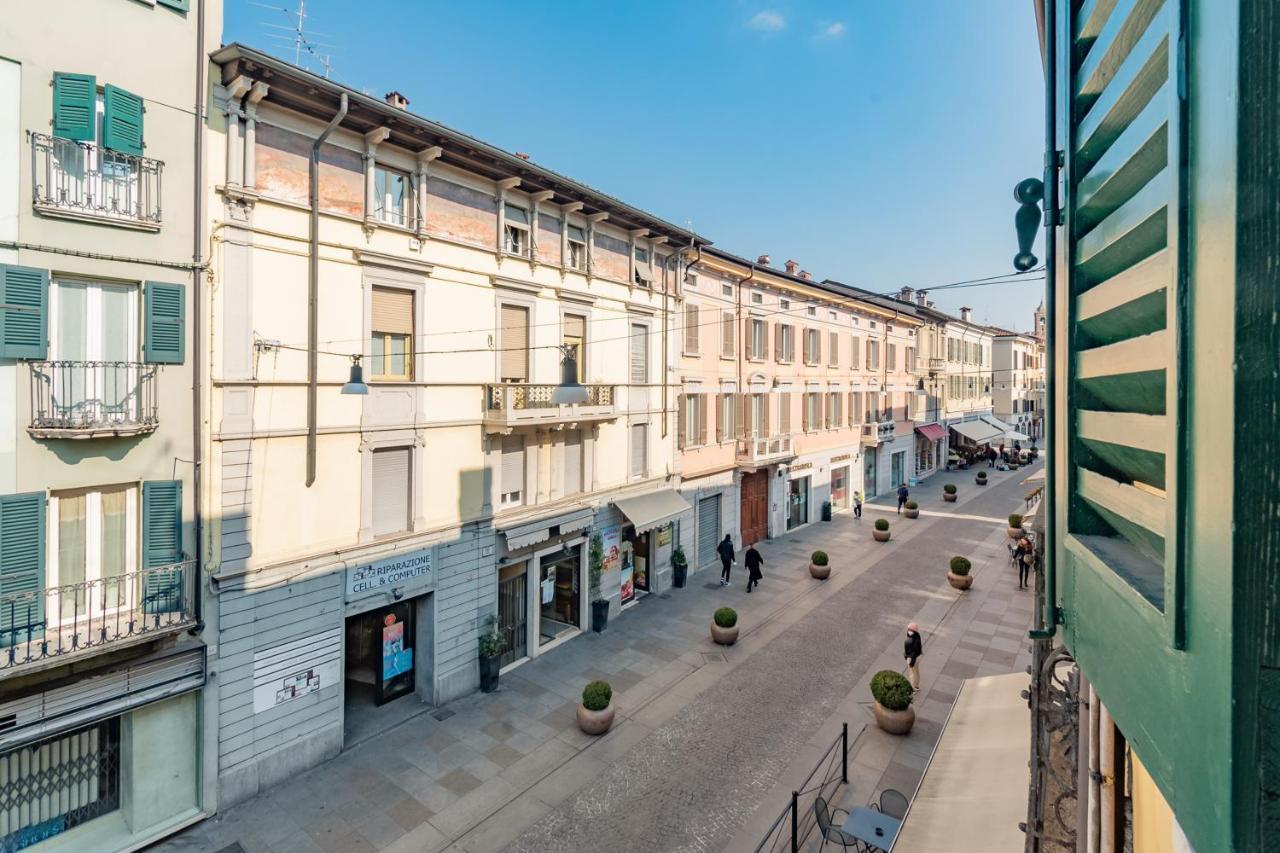 Appartamento Piazza Garibaldi - F&L Apartment Brescia Exterior photo